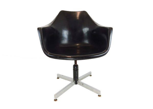 edgebrookhouse - 1960s Charles Eames by Herman Miller Molded Fiberglass Armshell Chair