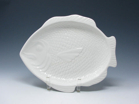 Vintage 1970s Whittier Pottery White Ceramic Fish Platter