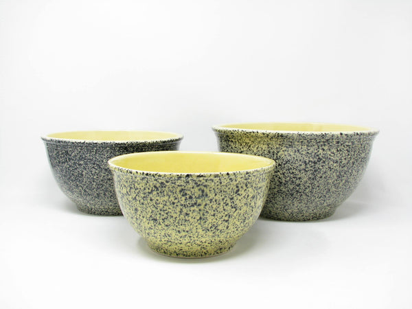 edgebrookhouse Vintage Nesting Mixing Bowls in Light Yellow with Navy Spatter - 3 Pieces