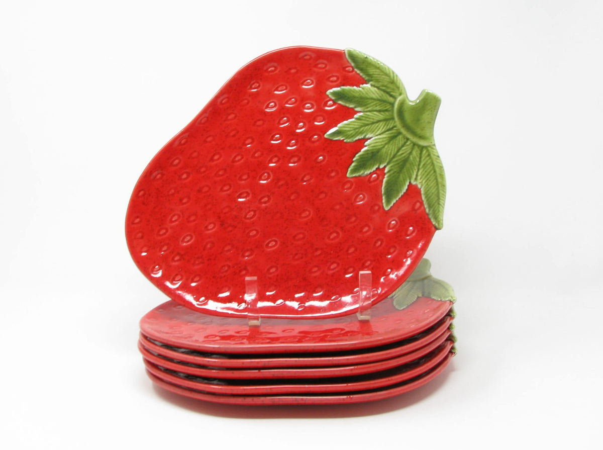 Strwbery Plates Vintage Hand-Painted Strawberry Shaped Ceramic Dinner Plates - 6 Piece ...