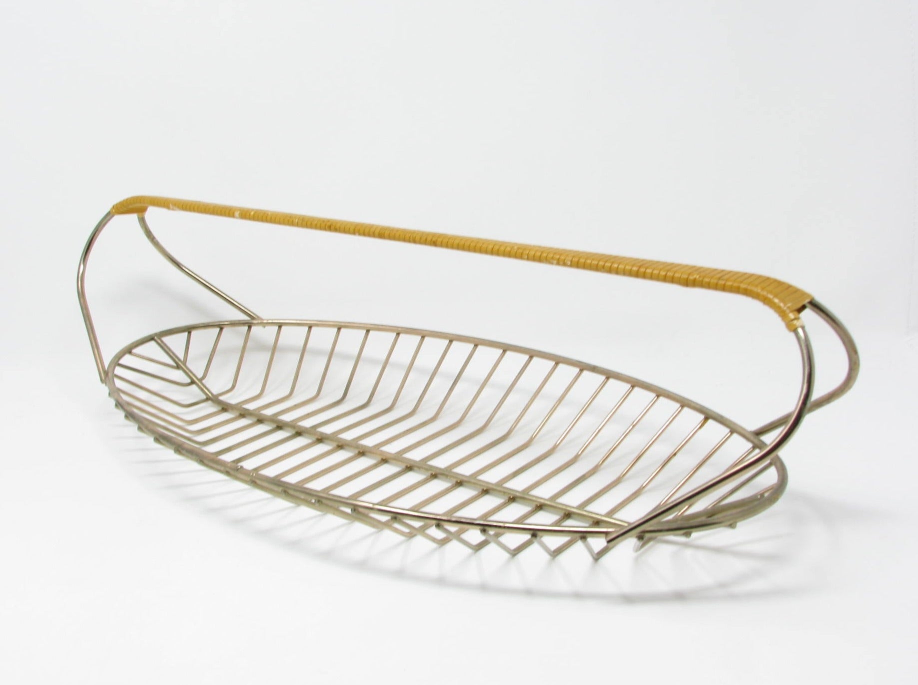 edgebrookhouse - Vintage Long Metal Wire Fruit or Bread Basket with Woven Handle