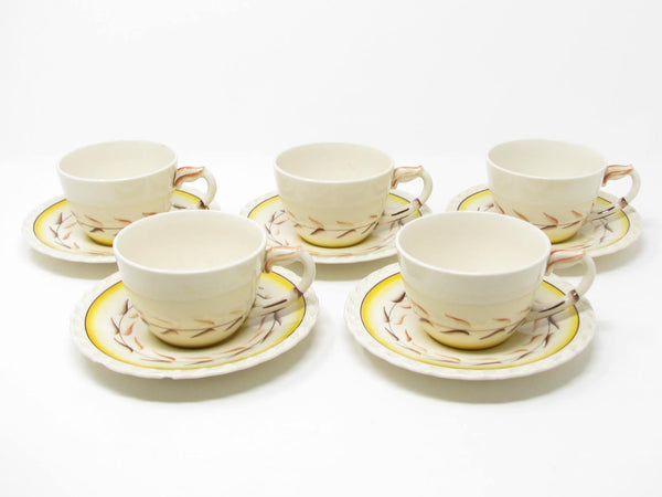Vintage Metlox Vernon Kilns Arcadia Cups & Saucers - 10 Pieces