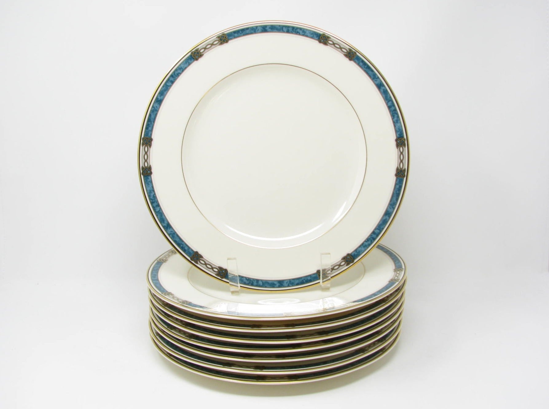 edgebrookhouse Vintage Mikasa Golden Legacy Dinner Plates with Celtic Design and Gold Rim - 8 Pieces