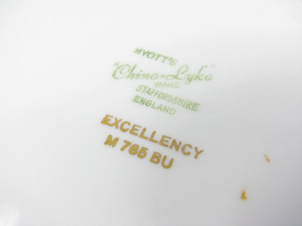 edgebrookhouse - Vintage Myott England Tiffany Blue Dinner Plates with Gold Details - 8 Pieces