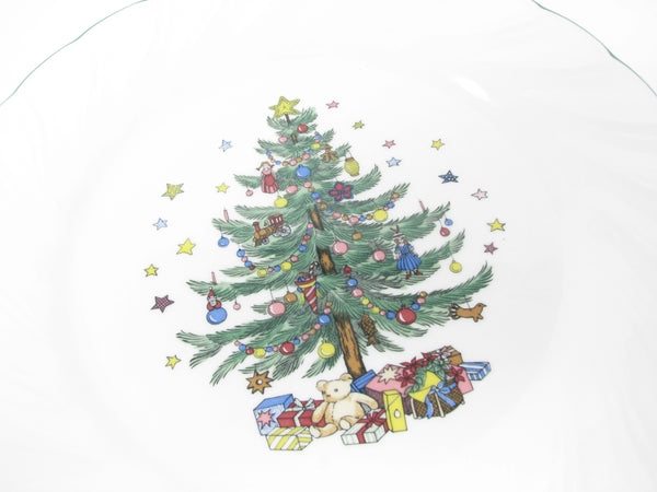 Vintage Nikko Happy Holidays Dinner Plates with Christmas Tree Pattern - 8 Pieces