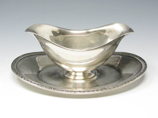 Vintage Oneida Community Lakewood Silverplate Gravy Boat with Attached Underplate
