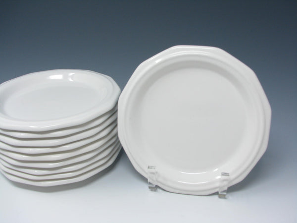 Vintage Pfaltzgraff Heritage White Ceramic Salad or Cake Plates Designed by Georges Briard - 10 Pieces