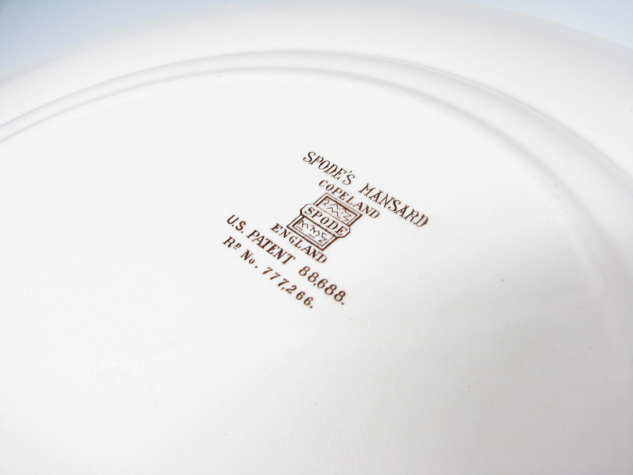 Vintage Spode Mansard Off-White Embossed Earthenware Dinner Plates