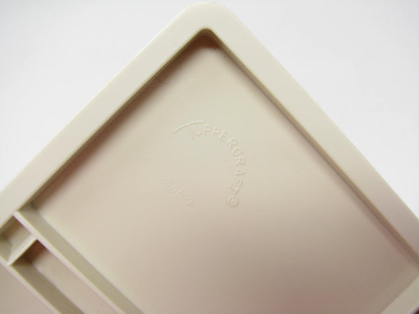 Vintage Tuppercraft Beige 5 x 7 Picture Frames by Tupperware - 2 Pieces