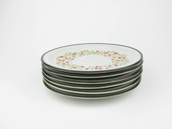 Vintage Villager Carlsberry Stoneware Salad Plates with Strawberries Made in Japan - 6 Pieces