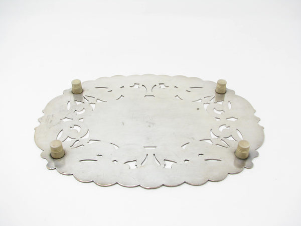 edgebrookhouse - Vintage Wallace Silverplate Footed Trivet 7311