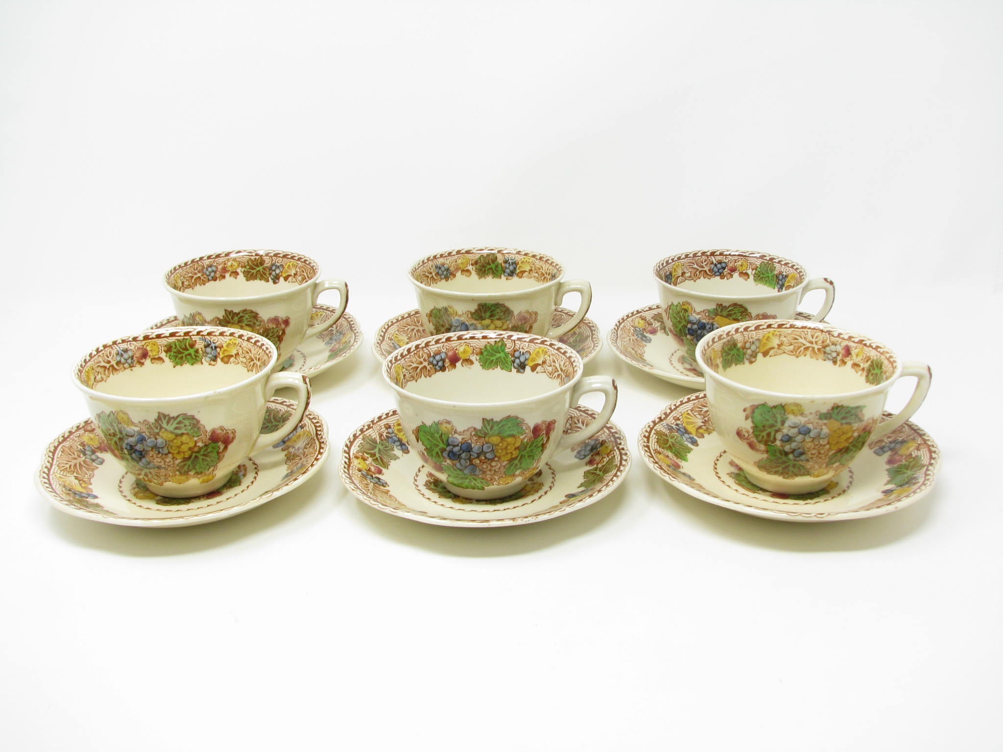 Vintage Wood & Sons Burslem England Hyde Cups & Scalloped Saucers