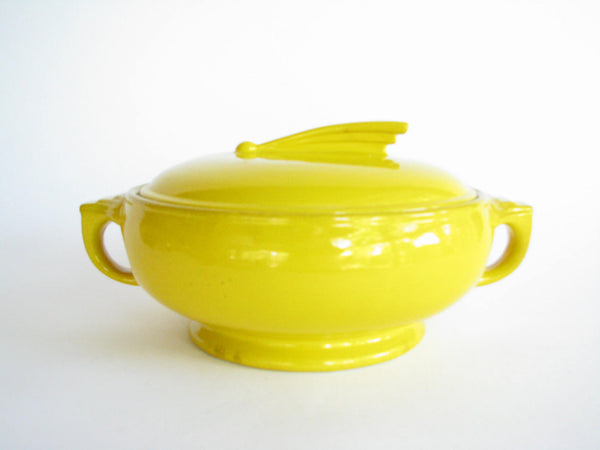 edgebrookhouse - 1930s Hall Art Deco Style Yellow Lidded Casserole / Serving Dish
