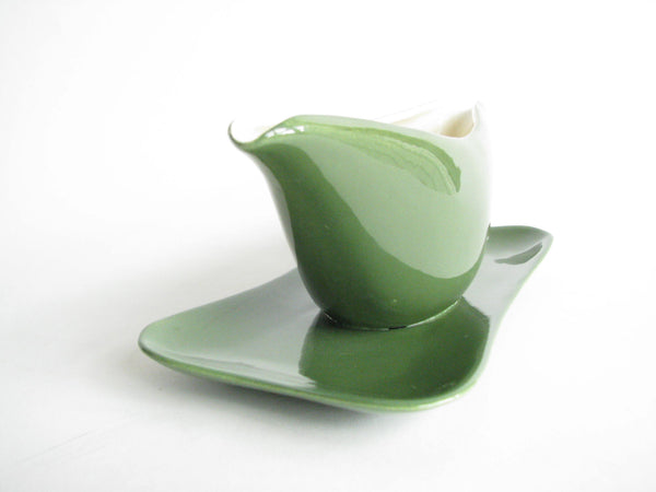 edgebrookhouse - 1940s Red Wing Blossom Time Green Gravy Boat with Attached Underplate