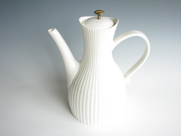 edgebrookhouse - 1950s Ernest Sohn Creations Large Ribbed Ceramic Coffee Pot with Brass Lid Knob