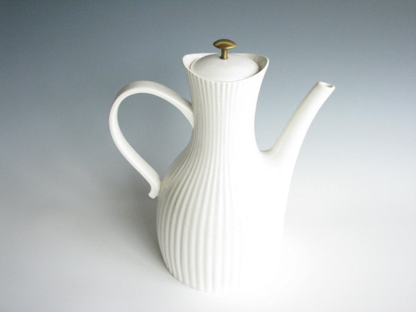 edgebrookhouse - 1950s Ernest Sohn Creations Large Ribbed Ceramic Coffee Pot with Brass Lid Knob