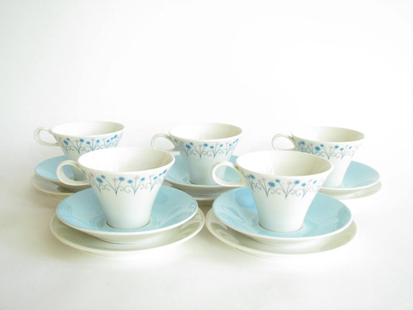 edgebrookhouse - 1960s Ben Seibel Iroquois Impromptu Garland Cups, Saucers, and Plates - 15 Pieces