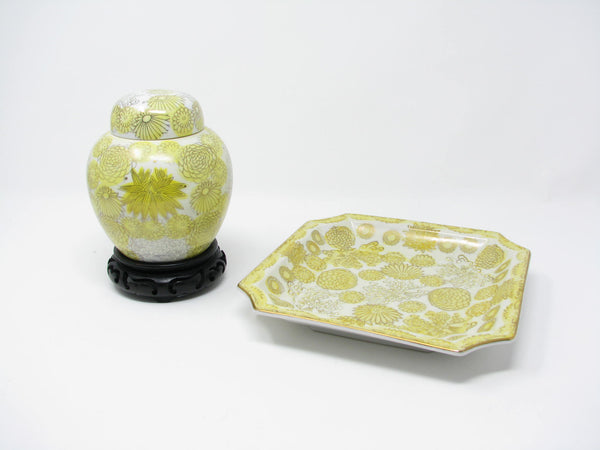 edgebrookhouse - 1960s Kutani Japan Porcelain Lidded Ginger Jar with Yellow Gold Chrysanthamum / Floral Design