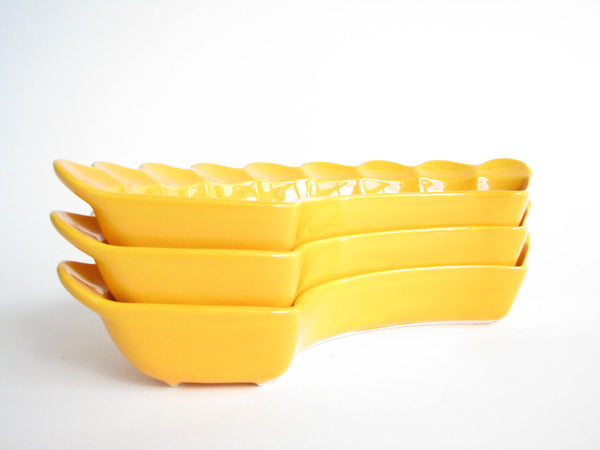 edgebrookhouse - 1960s Yellow Ceramic Petal Edge Serving / Relish Trays - Set of 3