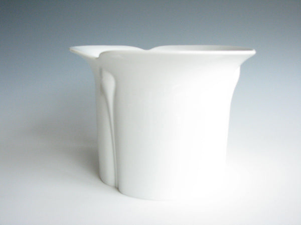 edgebrookhouse - 1980s Arzberg Large White Porcelain Lily Vase or Planter Designed by Werner Bünck