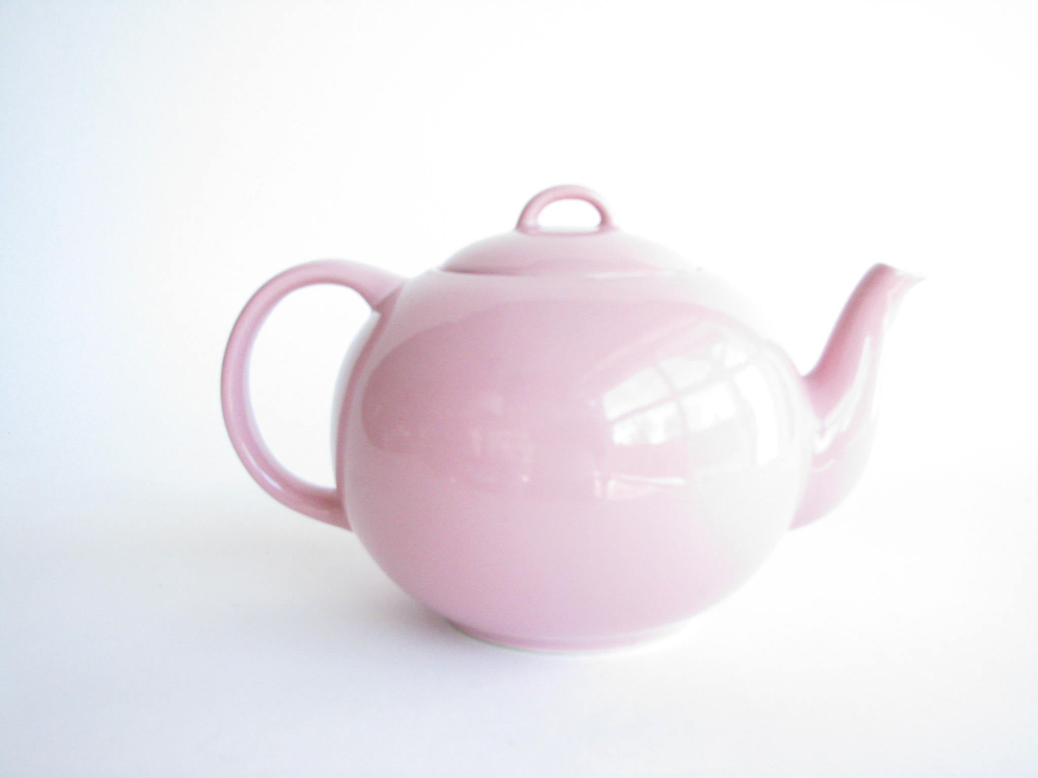 1980s Copco Sam Lebowitz Designed Pink Ceramic Teapot – edgebrookhouse