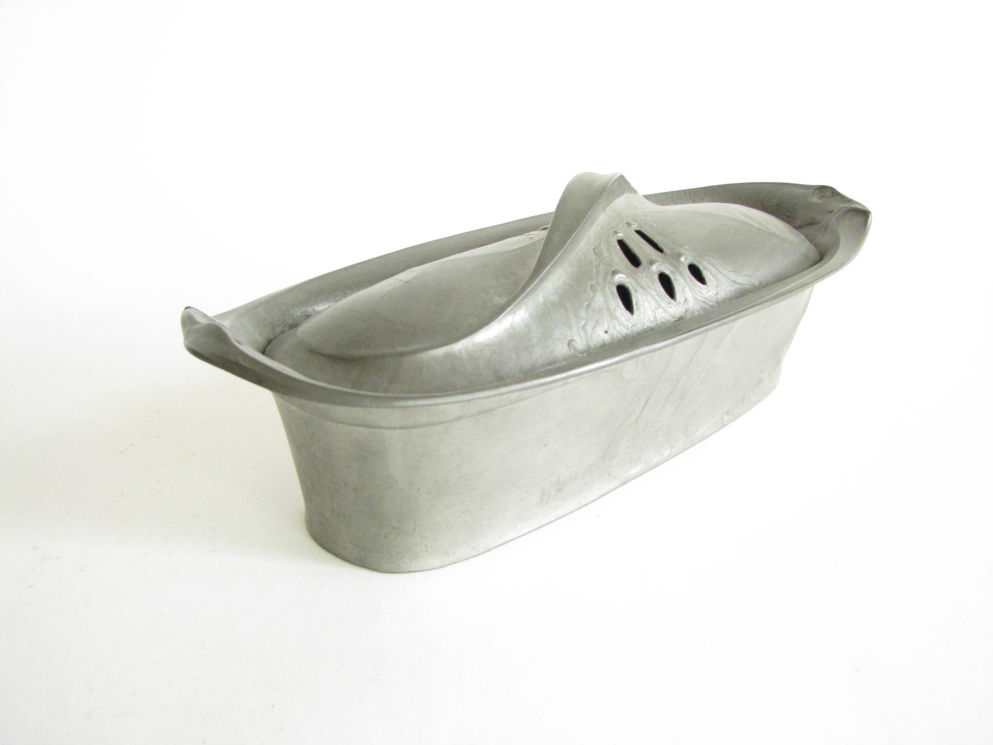 edgebrookhouse - Antique Kayserzinn Art Nouveau Pewter Double Bird Lidded Trinket Box by Hugo Leven