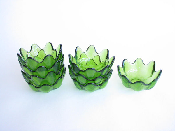 edgebrookhouse - Blenko Glass Small Petal / Lotus Bowls in Kiwi Green - Set of 8