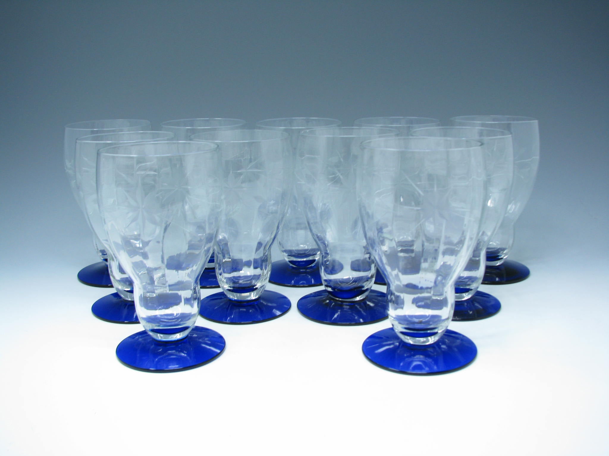 Art Deco Vintage West Virginia Glass Color Fade Pitcher & Glasses Set –  Sustainable Deco, Inc.