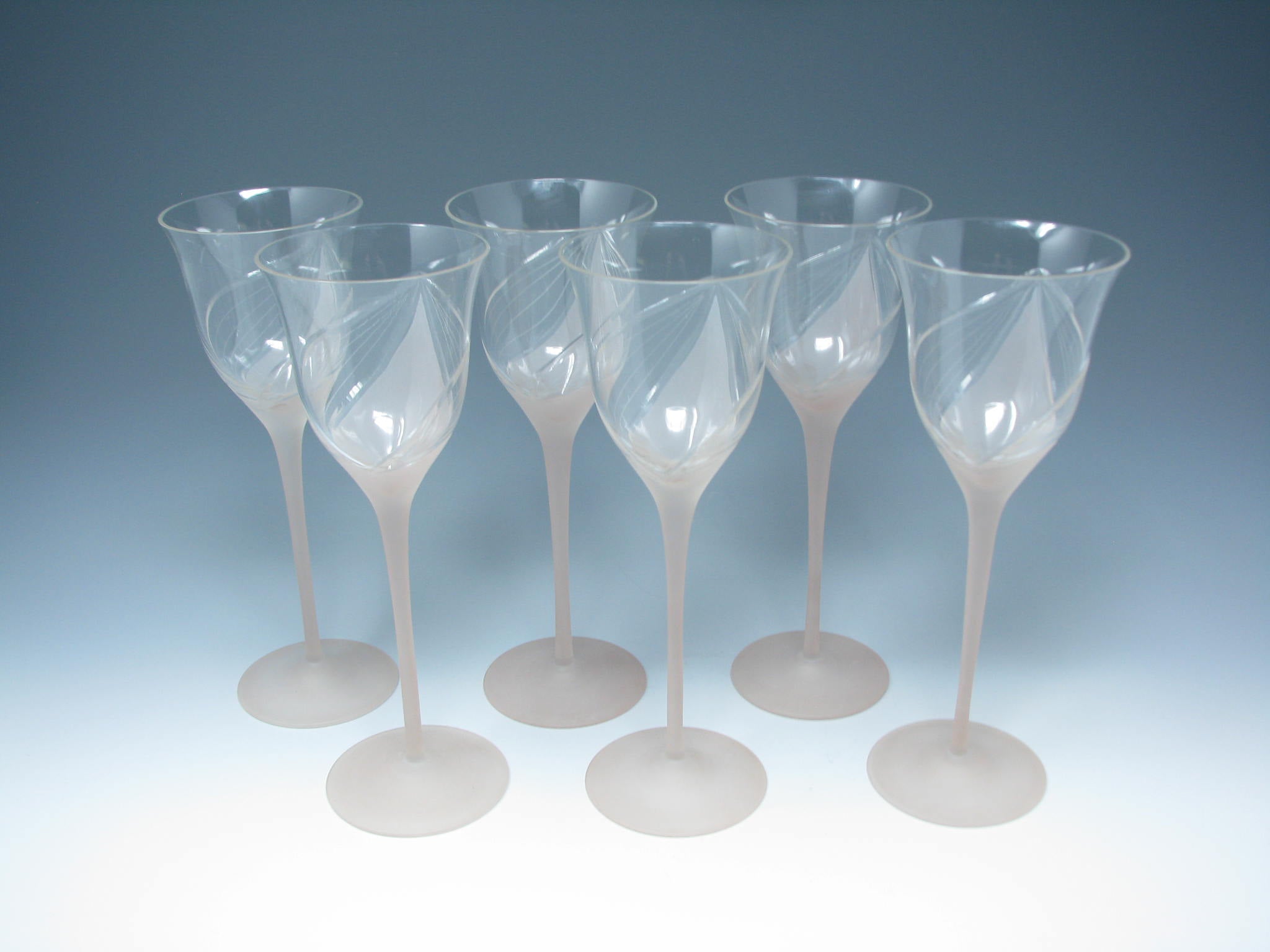 edgebrookhouse - Vintage Art Deco Style Pink Etched Glass Wine Goblets with Frosted Stem - 6 Pieces