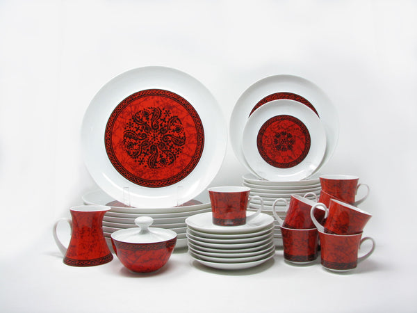 edgebrookhouse - Vintage Block Bidasoa Flamenco Red Dinnerware Service for 8 Made in Spain - 43 Pieces