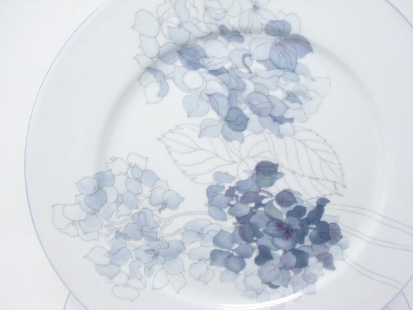 edgebrookhouse - Vintage Block Hydrangea Porcelain Dinner Plates with Watercolor Floral Design - 6 Pieces
