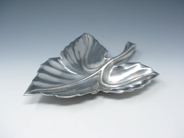 edgebrookhouse - Vintage Bruce Fox for Wilton Cast Aluminum Leaf Shaped Tray