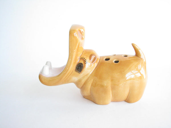 edgebrookhouse - Vintage Ceramic Hippopotamus Note / Pencil / Toothbrush Holder