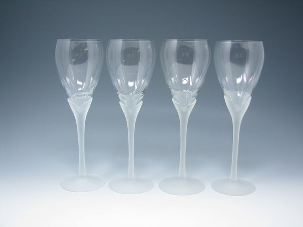 edgebrookhouse - Vintage Colony Amaryllis (Satin) Wine Glasses with Frosted Stem - 4 Pieces