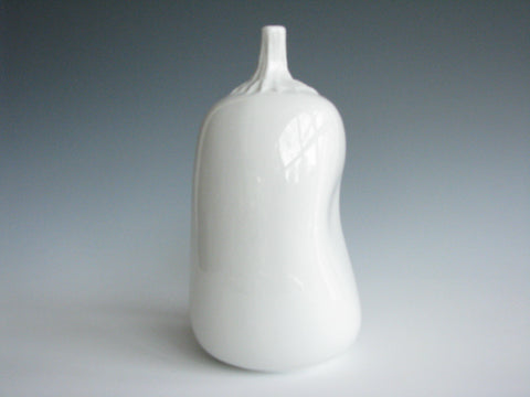 edgebrookhouse - Vintage Goebel Germany White Porcelain Eggplant