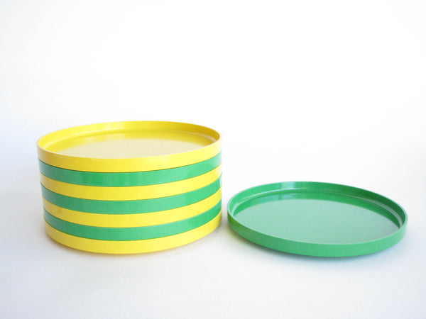 edgebrookhouse - Vintage Heller Massimo Vignelli Stacking Yellow Green Melamine Dinner Plates - Set of 8