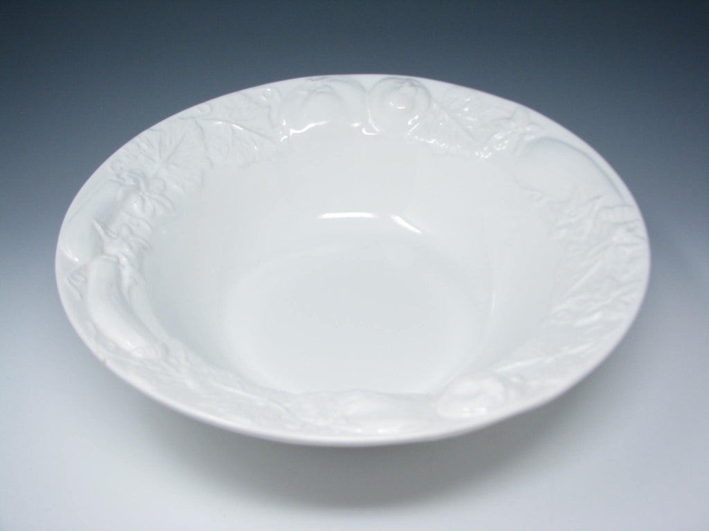 Vintage I Patrizi Ceramiche de Tavale Italy White Embossed  