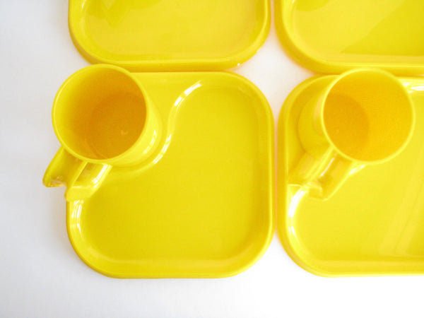 edgebrookhouse - Vintage Ingrid Chicago Yellow Melmac Snack Plates with Cups - Set of 4
