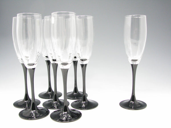 edgebrookhouse - Vintage Luminarc Domino Black Stemmed Champagne Flutes Glasses - Set of 8