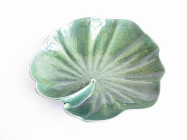 edgebrookhouse - Vintage Metlox California Pottery Green Leaf Shaped Serving Dish