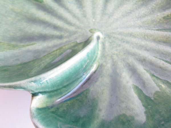 edgebrookhouse - Vintage Metlox California Pottery Green Leaf Shaped Serving Dish