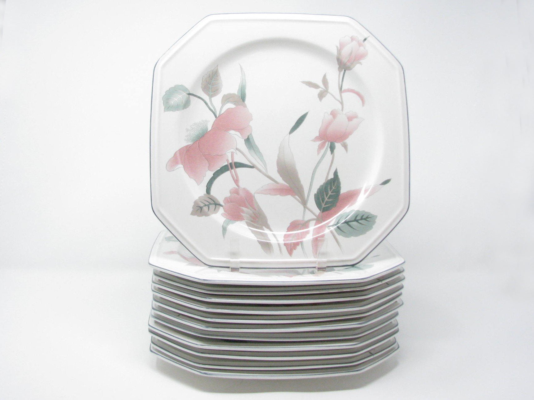 edgebrookhouse - Vintage Mikasa Continental Silk Flowers Dinner Plates - Set of 12