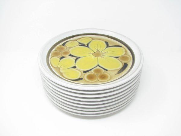 edgebrookhouse - Vintage Noritake Tahiti Stoneware Dinner Plates with Yellow Flowers - 7 Pieces