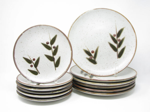 edgebrookhouse - Vintage Otagiri Bittersweet Stoneware Plates with Berry Leaves Design - 12 Pieces