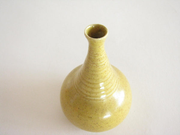 edgebrookhouse - Vintage Pigeon Forge Pottery Petite Yellow Speckle Vase Signed Betty Smelcer