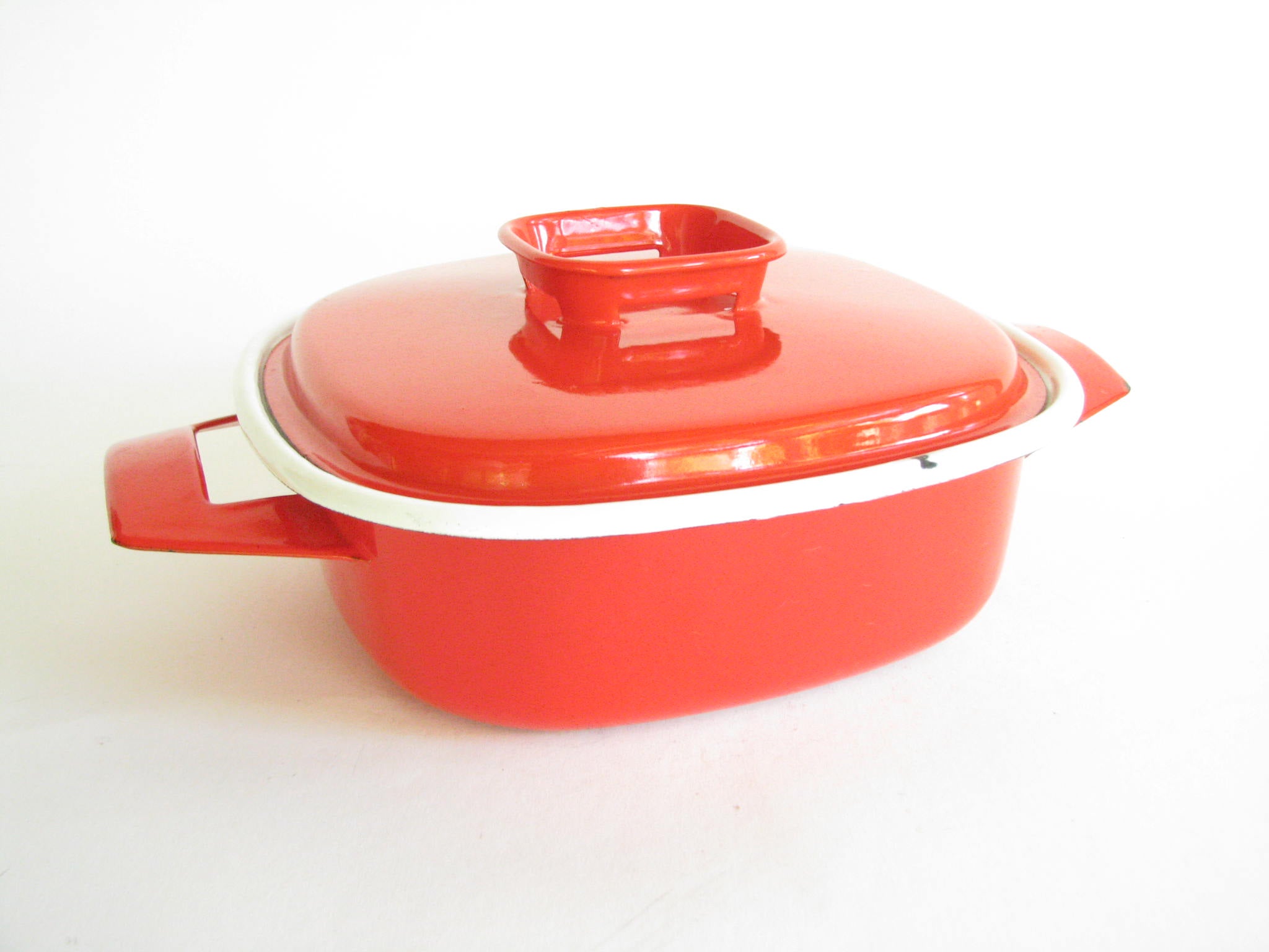 edgebrookhouse - Vintage Polish Red Enameled Square Lidded Cooking / Baking Pan