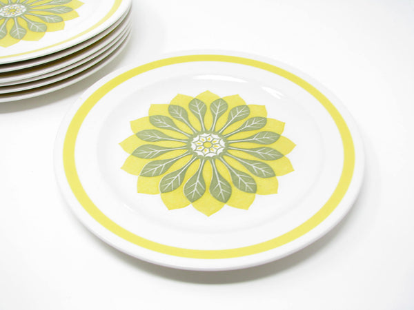 edgebrookhouse - Vintage Premiere Galaxy Japan Dinner Plates with Yellow Floral Center Design - 7 Pieces