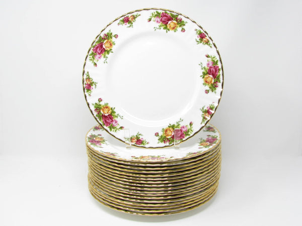 edgebrookhouse - Vintage Royal Albert Old Country Roses England Dinner Plates - 18 Pieces