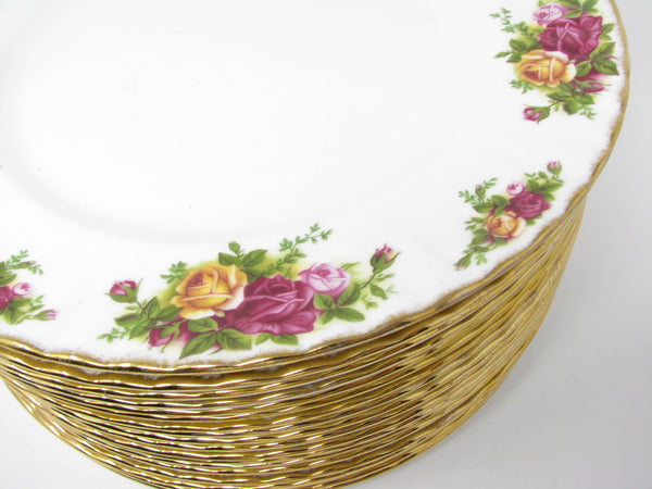 edgebrookhouse - Vintage Royal Albert Old Country Roses England Dinner Plates - 18 Pieces