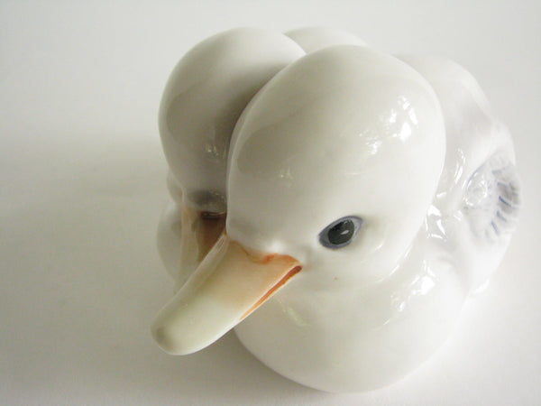 edgebrookhouse - Vintage Royal Copenhagen Style Procelain Cuddling Ducklings Figurine